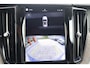Volvo XC60 T6 Recharge AWD Ultimate Bright | Long Range | Stoelverwarmig | Trekhaak | 360° Camera | Leder | Pilot Assist | Keyless