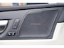 Volvo XC60 T6 Recharge AWD Ultimate Bright | Long Range | Stoelverwarmig | Trekhaak | 360° Camera | Leder | Pilot Assist | Keyless