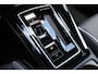 Volkswagen Golf 1.5 eHybrid 272pk GTE | SoH 100% | Panoramadak | Trekhaak | Head-up | Leder