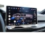 Volkswagen Golf 1.5 eHybrid 272pk GTE | SoH 100% | Panoramadak | Trekhaak | Head-up | Leder
