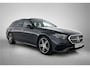 Mercedes-Benz E-klasse 300 e Business Solution AMG | Premium pakket | Nightpakket | Trekhaak | Panoramaschuifdak | 360° camera | Sierdelen in pianolak zwart | Burmester® 4D surround sound | GUARD 360° |