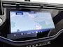 Mercedes-Benz E-klasse 300 e Business Solution AMG | Premium pakket | Nightpakket | Trekhaak | Panoramaschuifdak | 360° camera | Sierdelen in pianolak zwart | Burmester® 4D surround sound | GUARD 360° |