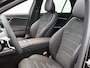 Mercedes-Benz E-klasse 300 e Business Solution AMG | Premium pakket | Nightpakket | Trekhaak | Panoramaschuifdak | 360° camera | Sierdelen in pianolak zwart | Burmester® 4D surround sound | GUARD 360° |