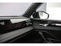 Volkswagen Tiguan R-Line Edition 1.5 TSI eHybrid 272pk DSG Automaat Trekhaak, Panoramadak, Adaptive cruise control, Black style, Elektrische achterklep, LED matrix koplampen
