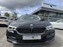 BMW 5-Serie 520i Sport line Trekhaak | adapt.cruise | LED | Stoelverwarming
