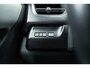 Lexus UX 250h Business Line | Groot Scherm | Camera