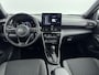Toyota Yaris Cross 1.5 Hybrid Dynamic | Apple Carplay / Android Auto | Stoel-/stuurverwarming | Verwarmbare voorruit | Adaptive Cruise | Full LED | Keyless | Clima | Camera | 17 inch