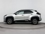 Toyota Yaris Cross 1.5 Hybrid Dynamic | Apple Carplay / Android Auto | Stoel-/stuurverwarming | Verwarmbare voorruit | Adaptive Cruise | Full LED | Keyless | Clima | Camera | 17 inch