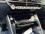 Peugeot 2008 1.2 PT Allure Pack STOELVERW. / CAMERA / CARPLAY / DAB / TREKHAA