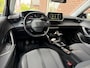 Peugeot 2008 1.2 PT Allure Pack STOELVERW. / CAMERA / CARPLAY / DAB / TREKHAA