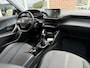 Peugeot 2008 1.2 PT Allure Pack STOELVERW. / CAMERA / CARPLAY / DAB / TREKHAA