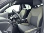 Toyota Yaris Cross 1.5 Hybrid Explore | Apple Carplay / Android Auto | Stoelverwarming | Parkeersensoren voor/achter | Keyless | Camera | Full LED | 17 inch