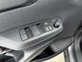 Toyota Yaris Cross 1.5 Hybrid Explore | Apple Carplay / Android Auto | Stoelverwarming | Parkeersensoren voor/achter | Keyless | Camera | Full LED | 17 inch