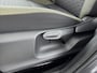 Toyota Yaris Cross 1.5 Hybrid Explore | Apple Carplay / Android Auto | Stoelverwarming | Parkeersensoren voor/achter | Keyless | Camera | Full LED | 17 inch