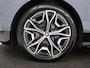 BMW iX xDrive40 High Executive 77 kWh | SOH 95,9% | Panoramadak | Laserlicht | Harman/Kardon | 360 Camera | Trekhaak | Leder | Head-Up | 22'' | Stoelverwarming | Carplay | Side Assist | Navigatie