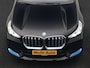 BMW iX1 xDrive30 67 kWh 313pk Dealer O.H. | Adaptief M Onderstel | Camera | Cruise Control | Stoelverwarming | Widescreen Navi | Park Assist | Apple Carplay | Navigatie | DAB | Standkachel |