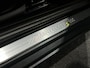 MINI Mini Electric Yours 33 kWh | Sfeerverlichting | Leder interieur | Panoramadak | Soh (batterijcheck) Waarde 95,6 %