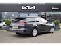 Kia Ceed Sportswagon 1.5 T-GDi DynamicPlusLine | Cruise Control Adaptive | Stoel + Stuurwiel Verwarming | Camera | Automaat | Half Leder |
