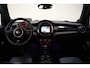 MINI Cooper S 2.0 Cooper S 192pk Serious Business Aut. 5-drs [ Panoramadak Head-up Leder Stoelverwarming ]