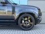 Land Rover Defender 110 P300e X-Dynamic HSE | 22 Inch | El. trekhaak | Pano | Meridian | Koelbox | Stoelkoeling | Windsor leder