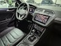 Volkswagen Tiguan 1.4 TSI eHybrid R-Line Business+ | Navi | Clima | Pano | Camera | Stoelverwarming |
