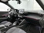 Peugeot 2008 1.2 GT-Line 130pk Automaat | Navigatie | Climate Control | Cruise Control | Camera | 18"LMV | Dodehoekdetectie | LED | Stoelverwarming | Apple Carplay/Android Auto |