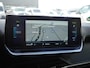 Peugeot e-208 EV GT Pack 50 kWh | Adaptive cruise control | Navigatie | Achteruitrijcamera | Alcantara bekleding | Lichtmetalen velgen 17 inch | Panorama dak | Afneembare trekhaak voor fietsendrager | Keyless entry en start | Extra getint glas | Stoelverwarming