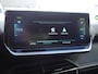 Peugeot e-208 EV GT Pack 50 kWh | Adaptive cruise control | Navigatie | Achteruitrijcamera | Alcantara bekleding | Lichtmetalen velgen 17 inch | Panorama dak | Afneembare trekhaak voor fietsendrager | Keyless entry en start | Extra getint glas | Stoelverwarming