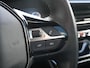 Peugeot e-208 EV GT Pack 50 kWh | Adaptive cruise control | Navigatie | Achteruitrijcamera | Alcantara bekleding | Lichtmetalen velgen 17 inch | Panorama dak | Afneembare trekhaak voor fietsendrager | Keyless entry en start | Extra getint glas | Stoelverwarming