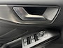 Ford Focus 1.0 EcoBoost Hybrid Titanium | Navigatie | Parkeersensoren | Cruise Control | Climate Control |