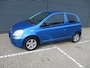 Toyota Yaris 1.3 VVT-i Luna Apk 06-06-2027 zeer mooie en zeer zuinige auto degelijke 1.3 van toyota scherpe meeneem prijs
