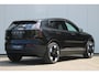 Volvo EX30 P3 Plus Europa 51 kWh | Adaptieve Cruise Control met Pilot Assist | Sfeerverlichting interieur | Premium audio by Harman Kardon | Verwarmbare voorstoelen + stuurwiel | Elektrische voorstoelen | Park Assist voor + achter | Parkeercamera | Blind Spot Information System |