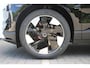 Volvo EX30 P3 Plus Europa 51 kWh | Adaptieve Cruise Control met Pilot Assist | Sfeerverlichting interieur | Premium audio by Harman Kardon | Verwarmbare voorstoelen + stuurwiel | Elektrische voorstoelen | Park Assist voor + achter | Parkeercamera | Blind Spot Information System |