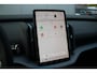 Volvo EX30 P3 Plus Europa 51 kWh | Adaptieve Cruise Control met Pilot Assist | Sfeerverlichting interieur | Premium audio by Harman Kardon | Verwarmbare voorstoelen + stuurwiel | Elektrische voorstoelen | Park Assist voor + achter | Parkeercamera | Blind Spot Information System |