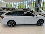 Skoda Octavia Combi 1.5 TSI MHEV Sportline Business 150 PK | Automaat | Stoelverwarming | Parkeersensoren | Adaptive Cruise Control | Camera | Virtual Cockpit | Navigatie | Lichtmetalen Velgen | Elektrische Achterklep | Keyless | LED