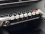 Peugeot 3008 Allure 1.2 Turbo 130pk | SCHUIF/KANTELDAK | HANDSFREE A.KLEP | LAGE KM-STAND! | 1e EIGENAAR | NAVI | CAMERA | DAB+ |