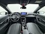 Peugeot 2008 SUV Allure 100pk | Automatische Airco | Navigatie via Apple Carplay en Android auto | Cruise control | Parkeersensoren achter | 17 inch lichtmetalen velgen | Led koplampen