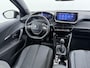 Peugeot 2008 SUV Allure 100pk | Automatische Airco | Navigatie via Apple Carplay en Android auto | Cruise control | Parkeersensoren achter | 17 inch lichtmetalen velgen | Led koplampen