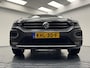 Volkswagen T-Roc 1.5 TSi Sport Automaat-Trekhaak-Navigatie-Camera-Carplay-Adapt.Cr.contr-Clima-Parkeersensoren-Lm17''velgen-Virtual