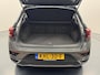 Volkswagen T-Roc 1.5 TSi Sport Automaat-Trekhaak-Navigatie-Camera-Carplay-Adapt.Cr.contr-Clima-Parkeersensoren-Lm17''velgen-Virtual