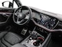 Volkswagen Touareg 3.0 TSi 462pk DSG eHybrid 4MOTION R · SOH 96.9% · Panoramadak · 360 Camera · Luchtvering · Wegklapbare Trekhaak · Stoelventilatie · Elek. Voorstoelen · 21'' Inch ·