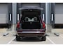 Volvo XC90 T8 Plug-in hybrid AWD Ultra Bright | Demo Deal | Luchtvering | Geventileerd leer met stoelkoeling | voorstoel(en) met massagefunctie | Google Navigatie | Head Up Display | Bowers & Wilkins audiosysteem | Standkachel | Stoelverwarming | 360° Parkeercamera | Extra getint glas