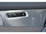 Volvo XC90 T8 Recharge AWD Plus Dark - Luchtvering - Panorama/schuifdak - IntelliSafe Assist & Surround - 360º Camera - Bowers & Wilkins audio - Adaptieve LED koplampen - Verwarmde voorstoelen, stuur & achterbank - Parkeersensoren voor & achter - Elektr. bedienb. voorstoelen met geheugen - Geventileerde voorstoelen - Head up display - Draadloze tel. lader - Extra getint glas - Inklapbare trekhaak - 21' LMV