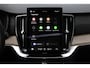 Volvo XC90 T8 Plug-in hybrid AWD Ultra Dark | | Demo Deal | Adaptieve Cruise Control met Pilot Assist | Harman Kardon audiosysteem | Elektrisch bedienbaar panoramisch schuif/-kanteldak | Elektrische voorstoelen met geheugen | Verwarmbare voorstoelen + stuurwiel | 360 Parkeercamera | Park Assist voor + achter | 4-Zone Climate Control | Head-Up Display | 21'' Lichtmetalen wielen |