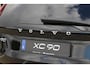 Volvo XC90 T8 Plug-in hybrid AWD Ultra Dark | | Demo Deal | Adaptieve Cruise Control met Pilot Assist | Harman Kardon audiosysteem | Elektrisch bedienbaar panoramisch schuif/-kanteldak | Elektrische voorstoelen met geheugen | Verwarmbare voorstoelen + stuurwiel | 360 Parkeercamera | Park Assist voor + achter | 4-Zone Climate Control | Head-Up Display | 21'' Lichtmetalen wielen |