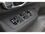 Volvo XC90 T8 Plug-in hybrid AWD Ultra Dark | | Demo Deal | Adaptieve Cruise Control met Pilot Assist | Harman Kardon audiosysteem | Elektrisch bedienbaar panoramisch schuif/-kanteldak | Elektrische voorstoelen met geheugen | Verwarmbare voorstoelen + stuurwiel | 360 Parkeercamera | Park Assist voor + achter | 4-Zone Climate Control | Head-Up Display | 21'' Lichtmetalen wielen |