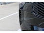 Volvo XC90 T8 Plug-in hybrid AWD Ultra Dark | | Demo Deal | Adaptieve Cruise Control met Pilot Assist | Harman Kardon audiosysteem | Elektrisch bedienbaar panoramisch schuif/-kanteldak | Elektrische voorstoelen met geheugen | Verwarmbare voorstoelen + stuurwiel | 360 Parkeercamera | Park Assist voor + achter | 4-Zone Climate Control | Head-Up Display | 21'' Lichtmetalen wielen |