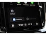 Volvo XC90 T8 Plug-in hybrid AWD Ultra Dark | | Demo Deal | Adaptieve Cruise Control met Pilot Assist | Harman Kardon audiosysteem | Elektrisch bedienbaar panoramisch schuif/-kanteldak | Elektrische voorstoelen met geheugen | Verwarmbare voorstoelen + stuurwiel | 360 Parkeercamera | Park Assist voor + achter | 4-Zone Climate Control | Head-Up Display | 21'' Lichtmetalen wielen |