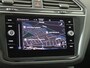 Volkswagen Tiguan 1.4 TSI eHybrid Life | SoH 94% | Trekhaak | Stoel- en stuurwielverwarming | Parkeerassistent | 3-zone airco | Navigatie | Adaptieve cruise control | Dodehoek detectie |