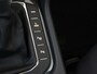 Volkswagen Tiguan 1.4 TSI eHybrid Life | SoH 94% | Trekhaak | Stoel- en stuurwielverwarming | Parkeerassistent | 3-zone airco | Navigatie | Adaptieve cruise control | Dodehoek detectie |